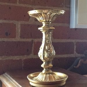 Candle holder